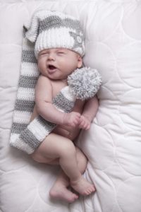 newbornshoot van baby in de fotostudio